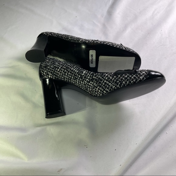 ENZO ANGIOLINI Patent Leather Tweed Heel Pumps - Picture 7 of 7
